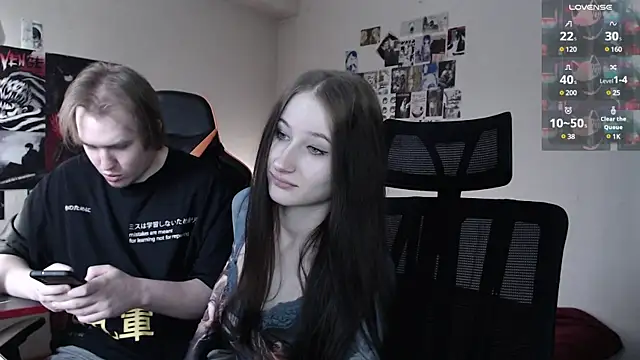 Snapshot of camcoupbang chatting on February 22, 2025, 6:06 am camcoupbang online show from February 22, 2025, 6:06 am