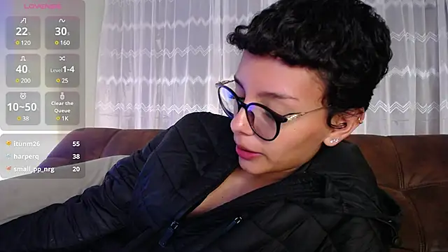 Snapshot of peyton_golden1 chatting on February 14, 2025, 10:17 am peyton golden1 online show from February 14, 2025, 10:17 am