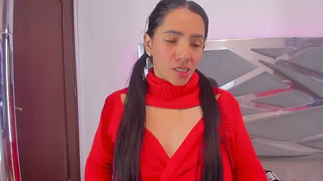 Snapshot of DashaFoxxx chatting on January 4, 2025, 12:49 pm DashaFoxxx online show from January 4, 2025, 12:49 pm