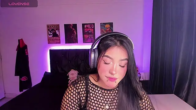 Snapshot of Mariana_Hasper_ chatting on October 19, 2025, 3:18 am Mariana Hasper online show from October 19, 2025, 3:18 am