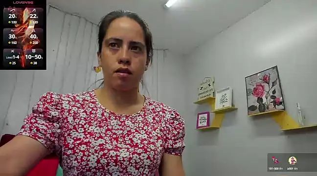 Snapshot of kathina_giraldo chatting on February 6, 2025, 12:37 pm kathina giraldo online show from February 6, 2025, 12:37 pm