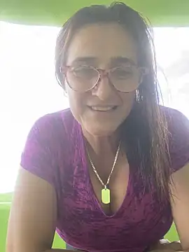Snapshot of anastasia_and_jordan chatting on February 3, 2025, 7:21 pm anastasia and jordan online show from February 3, 2025, 7:21 pm