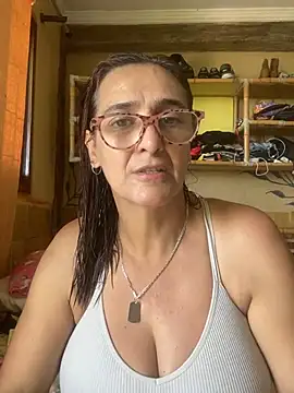 Snapshot of anastasia_and_jordan chatting on February 5, 2025, 3:09 pm anastasia and jordan online show from February 5, 2025, 3:09 pm