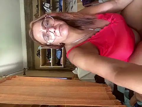 Snapshot of anastasia_and_jordan chatting on February 14, 2025, 12:47 pm anastasia and jordan online show from February 14, 2025, 12:47 pm
