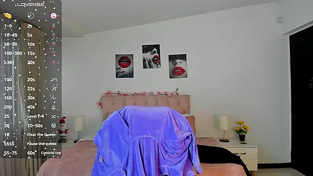 Snapshot of _Charlotte_evans_1 chatting on December 23, 2024, 7:52 pm Charlotte evans 1 online show from December 23, 2024, 7:52 pm