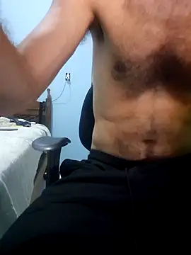 Snapshot of Zeus_Secret chatting on December 23, 2024, 2:02 am Zeus Secret online show from December 23, 2024, 2:02 am