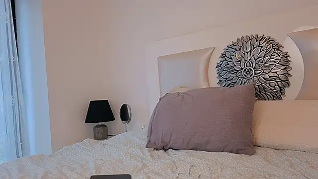 Snapshot of my_lina chatting on December 28, 2024, 12:45 pm my lina online show from December 28, 2024, 12:45 pm