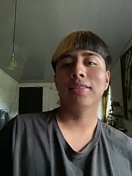 Snapshot of FlpGmz chatting on September 23, 2025, 5:49 pm FlpGmz online show from September 23, 2025, 5:49 pm