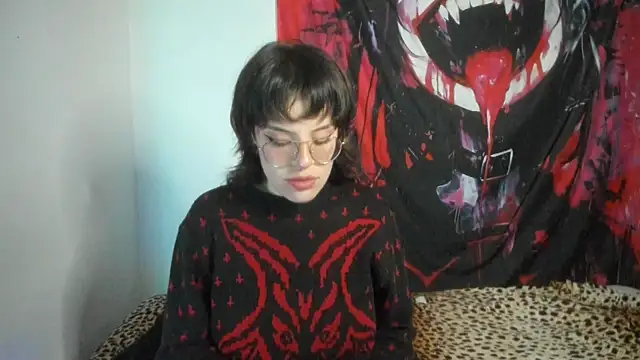 Snapshot of Lucyfx666 chatting on November 5, 2025, 2:22 am Lucyfx666 online show from November 5, 2025, 2:22 am