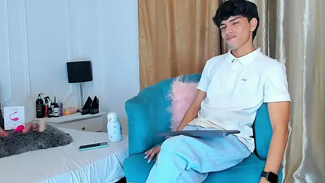 Santy carrington online show from January 22, 2025, 11:43 pm