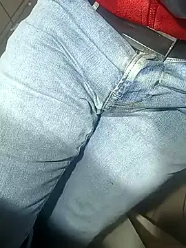 Snapshot of franko1987 chatting on February 22, 2025, 7:56 am franko1987 online show from February 22, 2025, 7:56 am