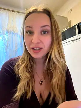 Snapshot of OlgaBuzzz chatting on December 5, 2024, 3:26 am OlgaBuzzz online show from December 5, 2024, 3:26 am