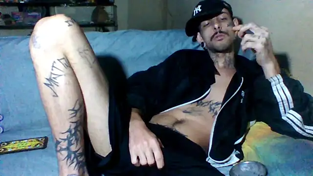 Snapshot of sellvageria chatting on November 7, 2025, 6:30 pm sellvageria online show from November 7, 2025, 6:30 pm