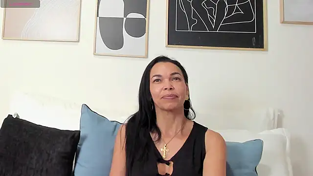 Snapshot of Evawalker_ chatting on February 1, 2025, 6:54 am Evawalker online show from February 1, 2025, 6:54 am