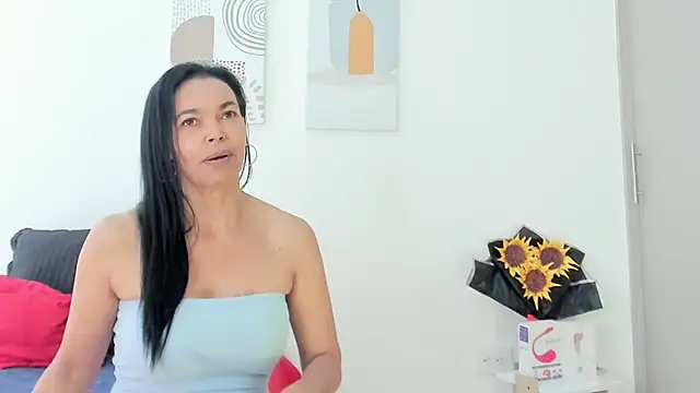 Snapshot of Evawalker_ chatting on October 1, 2025, 3:29 pm Evawalker online show from October 1, 2025, 3:29 pm