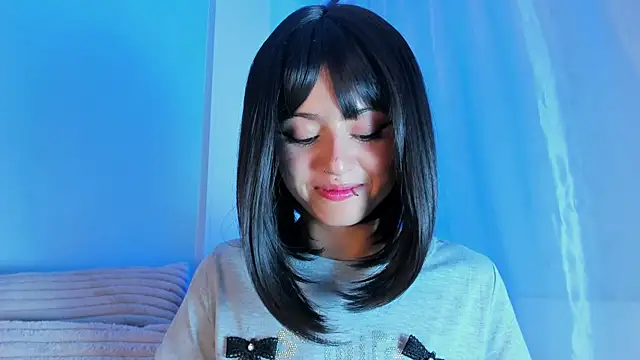 Snapshot of EmilyWithe chatting on September 29, 2025, 11:20 pm EmilyWithe online show from September 29, 2025, 11:20 pm