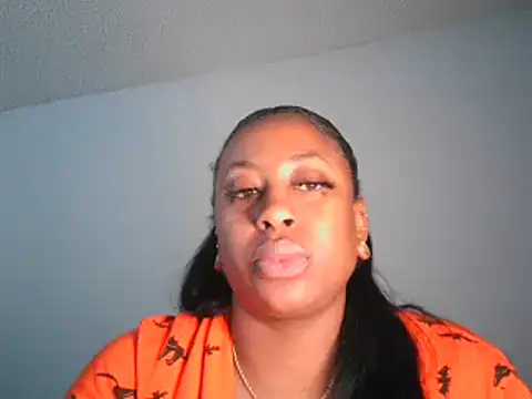 Snapshot of Nyxie_Chaos chatting on February 10, 2025, 2:59 pm Nyxie Chaos online show from February 10, 2025, 2:59 pm