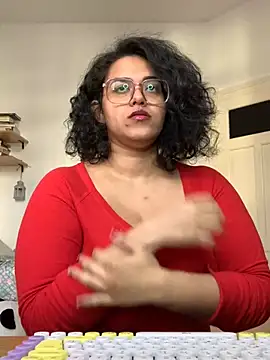 Snapshot of Curvydesifromgermany chatting on March 20, 2025, 2:42 pm Curvydesifromgermany online show from March 20, 2025, 2:42 pm