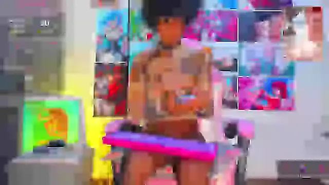 Snapshot of Effy_Marinn chatting on February 11, 2025, 3:18 am Effy Marinn online show from February 11, 2025, 3:18 am