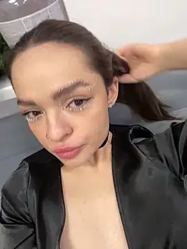 Snapshot of AnaWest chatting on January 13, 2025, 11:41 am AnaWest online show from January 13, 2025, 11:41 am