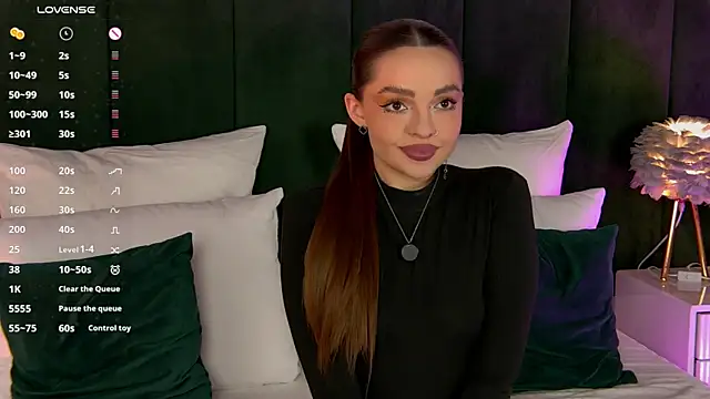 Snapshot of AnaWest chatting on January 23, 2025, 8:36 am AnaWest online show from January 23, 2025, 8:36 am