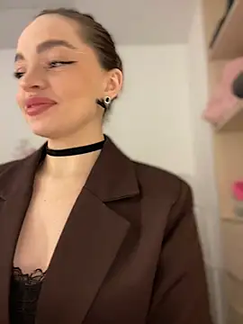 Snapshot of AnaWest chatting on February 13, 2025, 5:58 am AnaWest online show from February 13, 2025, 5:58 am