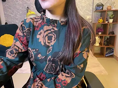 Snapshot of MidnightFlame chatting on February 2, 2025, 4:32 pm MidnightFlame online show from February 2, 2025, 4:32 pm