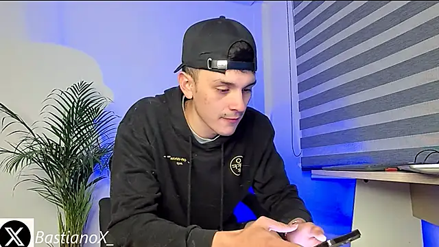 Snapshot of bastia_noooo chatting on October 13, 2025, 6:24 am bastia noooo online show from October 13, 2025, 6:24 am