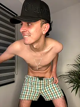 Snapshot of bastia_noooo chatting on October 24, 2025, 9:38 am bastia noooo online show from October 24, 2025, 9:38 am