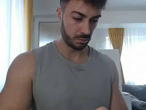 Snapshot of GoldenMark chatting on October 15, 2025, 1:33 pm GoldenMark online show from October 15, 2025, 1:33 pm