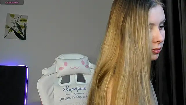 Snapshot of elliediaz chatting on October 5, 2025, 7:01 pm elliediaz online show from October 5, 2025, 7:01 pm