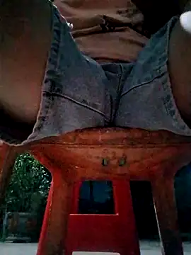 Snapshot of Hotpussy3ox chatting on October 2, 2025, 11:28 am Hotpussy3ox online show from October 2, 2025, 11:28 am