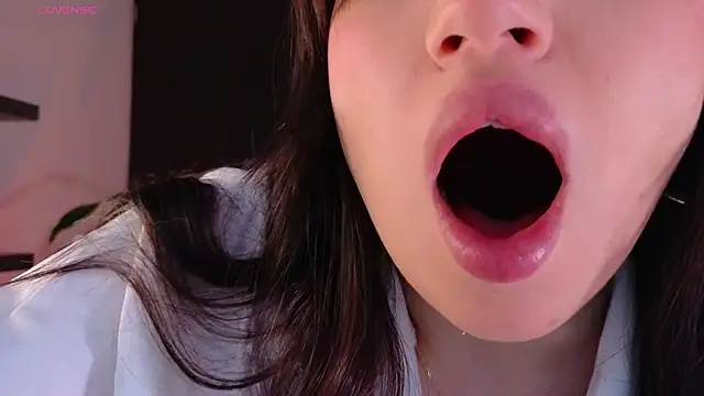 Snapshot of eimy22 chatting on January 27, 2025, 10:16 pm eimy22 online show from January 27, 2025, 10:16 pm