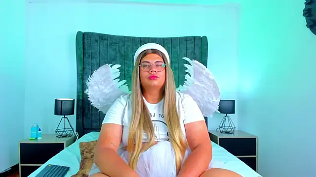 Snapshot of Tom_Silver__ chatting on February 8, 2025, 9:36 pm Tom Silver online show from February 8, 2025, 9:36 pm