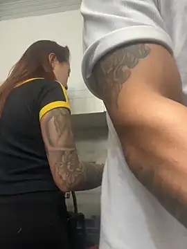 Snapshot of Joseph_and_Amy_ chatting on January 9, 2025, 11:45 pm Joseph and Amy online show from January 9, 2025, 11:45 pm