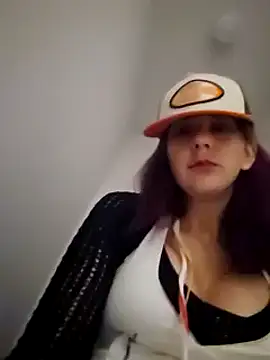 Snapshot of MissyRoulette chatting on February 20, 2025, 3:12 am MissyRoulette online show from February 20, 2025, 3:12 am