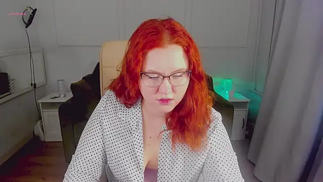 Snapshot of GeorginiaGrimes chatting on December 12, 2024, 10:34 am GeorginiaGrimes online show from December 12, 2024, 10:34 am
