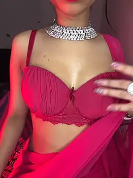 Snapshot of Hot-sexy222 chatting on October 17, 2025, 10:07 am Hot-sexy222 online show from October 17, 2025, 10:07 am