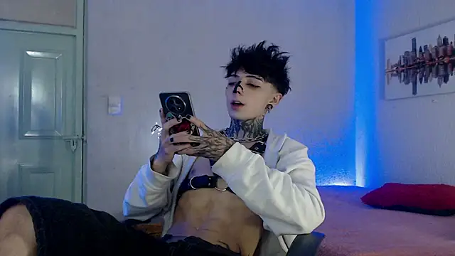 Snapshot of Andy_bapho chatting on December 4, 2024, 2:48 pm Andy bapho online show from December 4, 2024, 2:48 pm