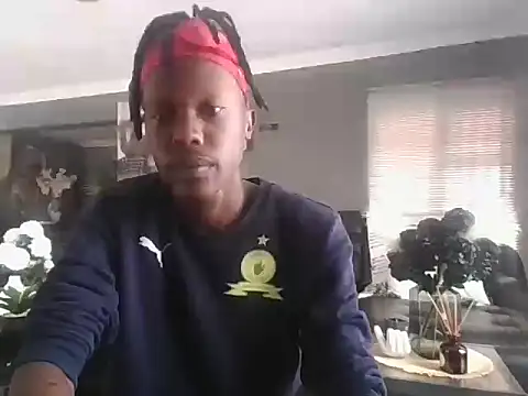 Snapshot of MluTheFixer chatting on September 25, 2025, 8:07 am MluTheFixer online show from September 25, 2025, 8:07 am