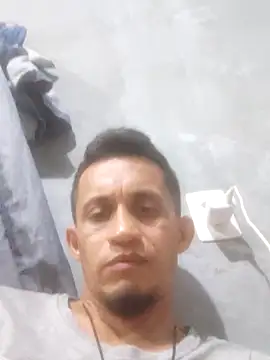 Snapshot of dotado20robson chatting on November 11, 2025, 12:10 am dotado20robson online show from November 11, 2025, 12:10 am