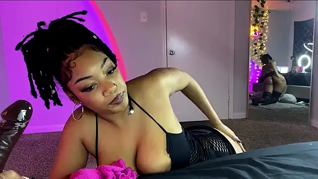 Snapshot of SheSoNastyy_21 chatting on October 21, 2025, 10:27 am SheSoNastyy 21 online show from October 21, 2025, 10:27 am