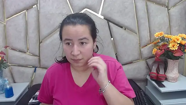 Snapshot of NaomyPrinces chatting on January 27, 2025, 1:41 pm NaomyPrinces online show from January 27, 2025, 1:41 pm