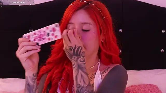 Snapshot of Daarlene chatting on February 28, 2025, 7:56 pm Daarlene online show from February 28, 2025, 7:56 pm