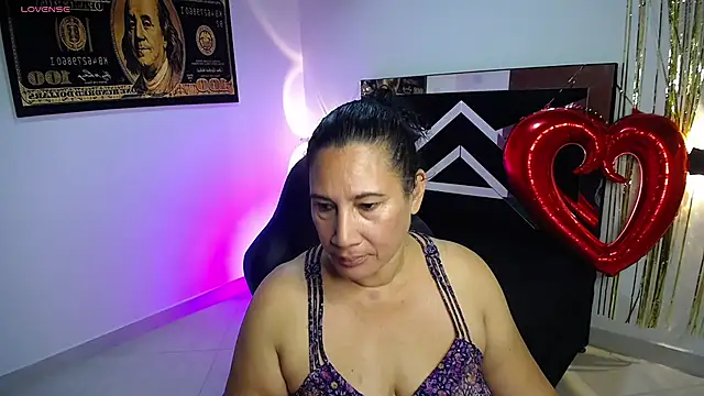 Snapshot of sussy_lee_ chatting on February 18, 2025, 10:58 pm sussy lee  online show from February 18, 2025, 10:58 pm
