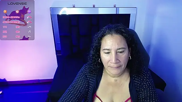 Snapshot of sussy_lee_ chatting on March 7, 2025, 4:33 pm sussy lee  online show from March 7, 2025, 4:33 pm