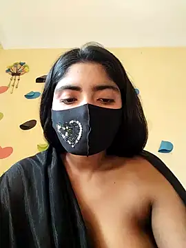 Snapshot of Lina-Rose chatting on March 8, 2025, 6:32 am Lina-Rose online show from March 8, 2025, 6:32 am