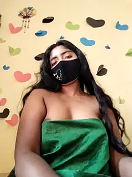 Snapshot of Lina-Rose chatting on March 10, 2025, 4:49 am Lina-Rose online show from March 10, 2025, 4:49 am