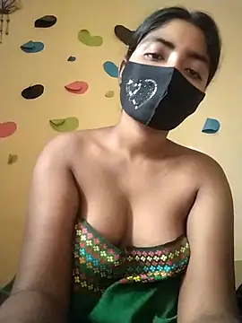 Snapshot of Lina-Rose chatting on March 17, 2025, 8:29 am Lina-Rose online show from March 17, 2025, 8:29 am