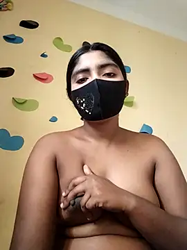 Snapshot of Lina-Rose chatting on March 21, 2025, 3:44 am Lina-Rose online show from March 21, 2025, 3:44 am